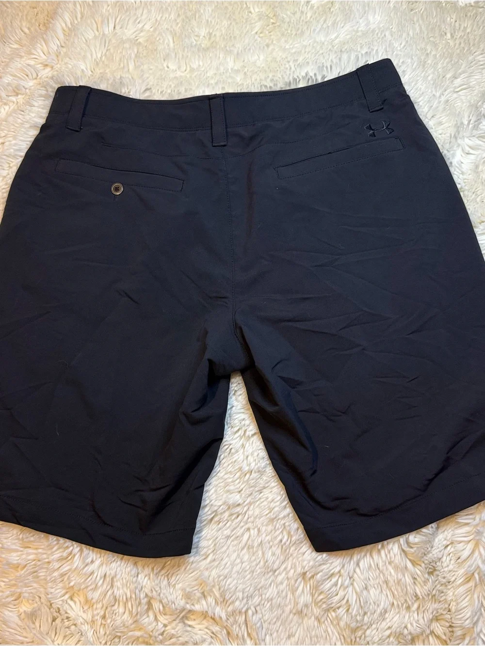 Under Armour Men’s 36” waist Black Hybrid Performance Shorts 10-1/2” inseam